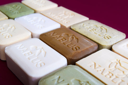 Le savon palestinien : un trésor ancestral pour une peau saine et naturelle